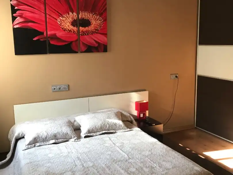Schlafzimmer von Dachboden zum Verkauf in Churriana de la Vega mit Klimaanlage, Terrasse und Balkon