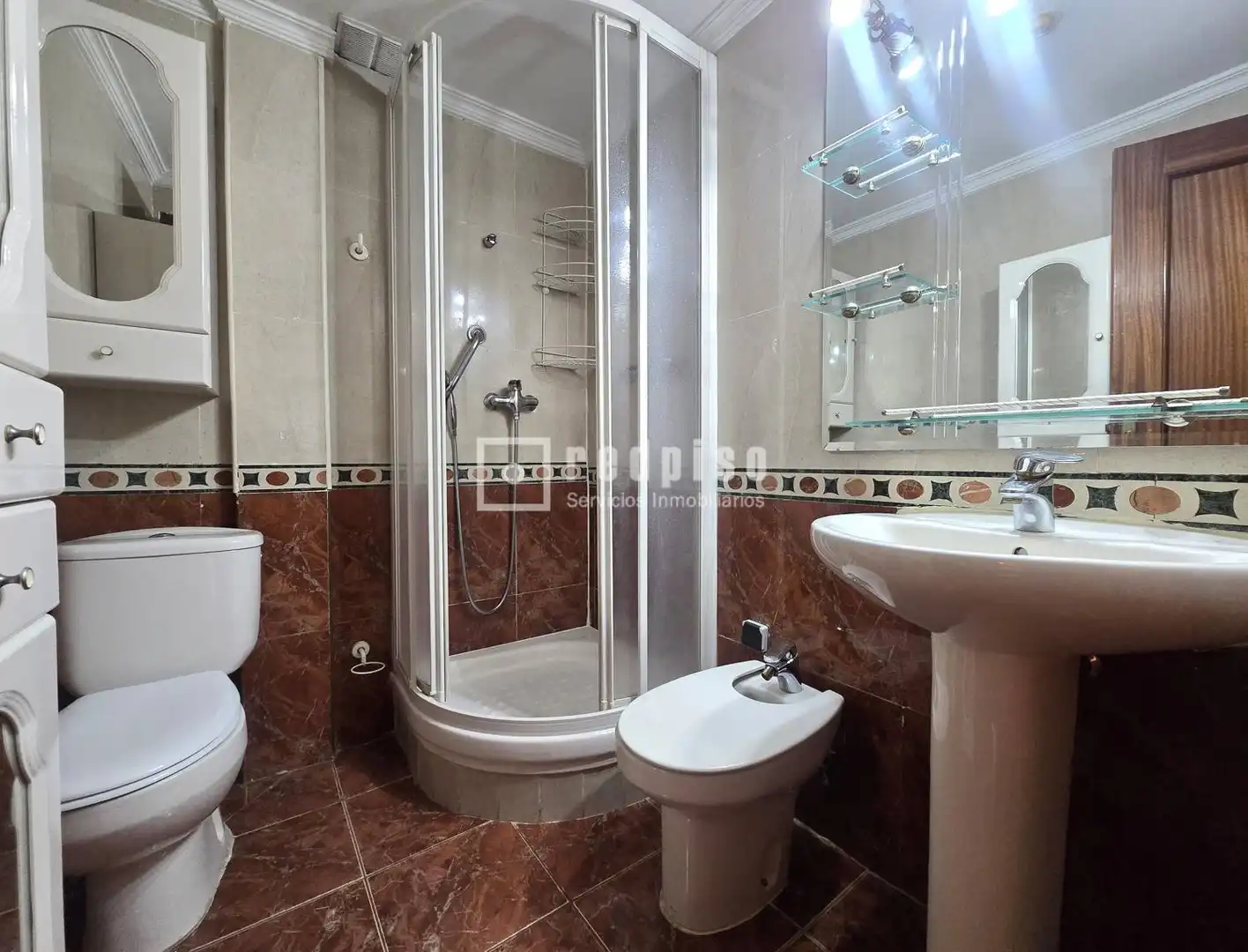 Bathroom of Flat for sale in Madrid  with Heating, Terrace and Storage room