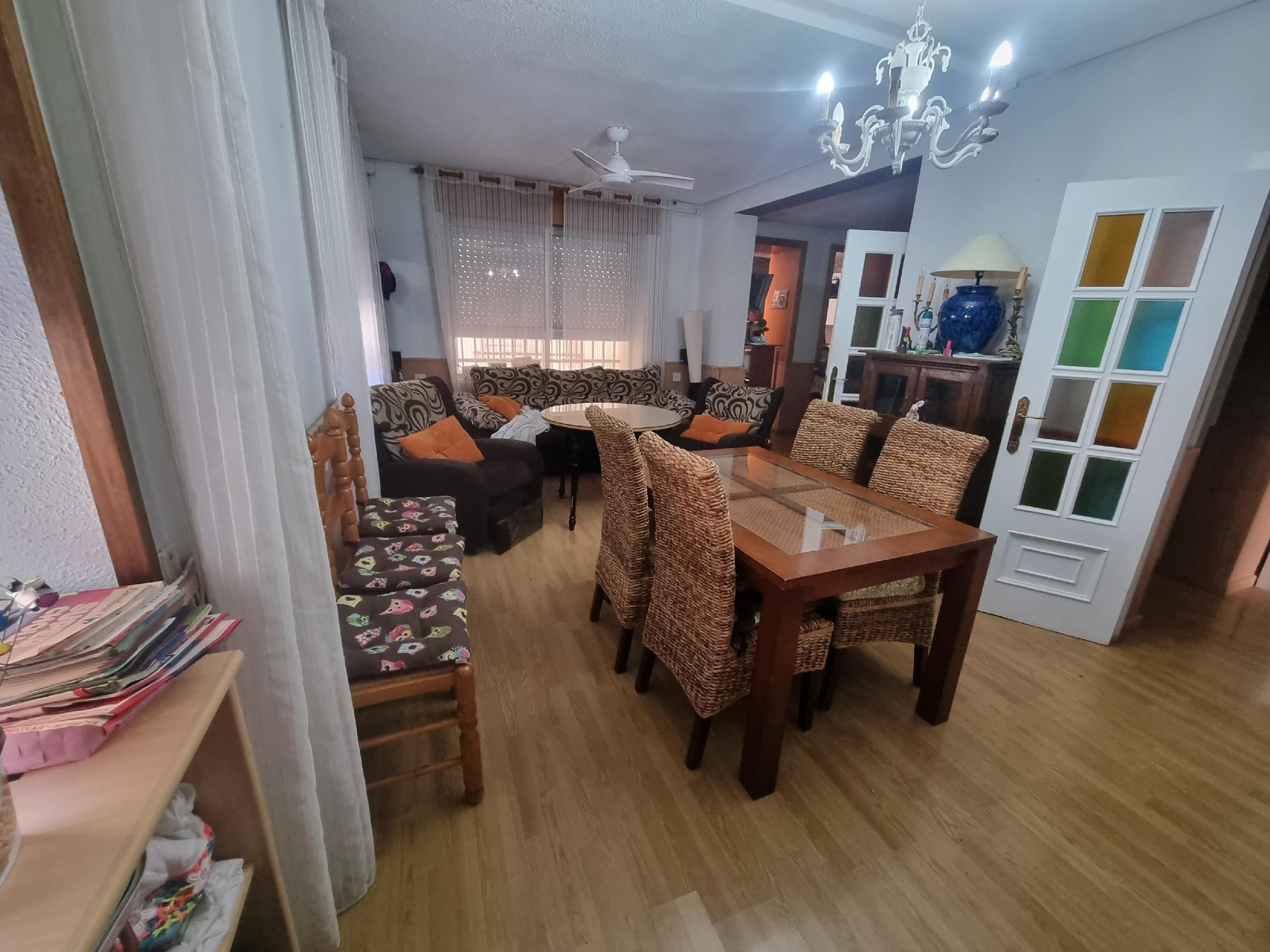Dining room of Single-family semi-detached for sale in  Albacete Capital  with Heating and Parquet flooring