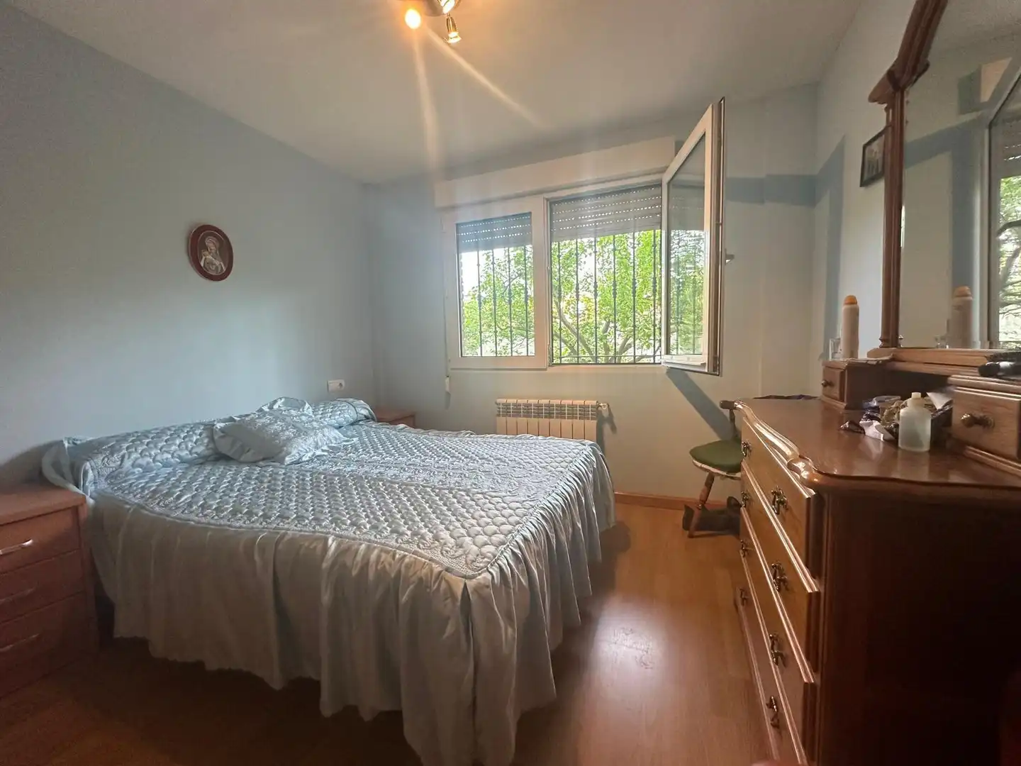 Schlafzimmer von Country house zum Verkauf in Ponferrada mit Heizung, Privatgarten und Terrasse