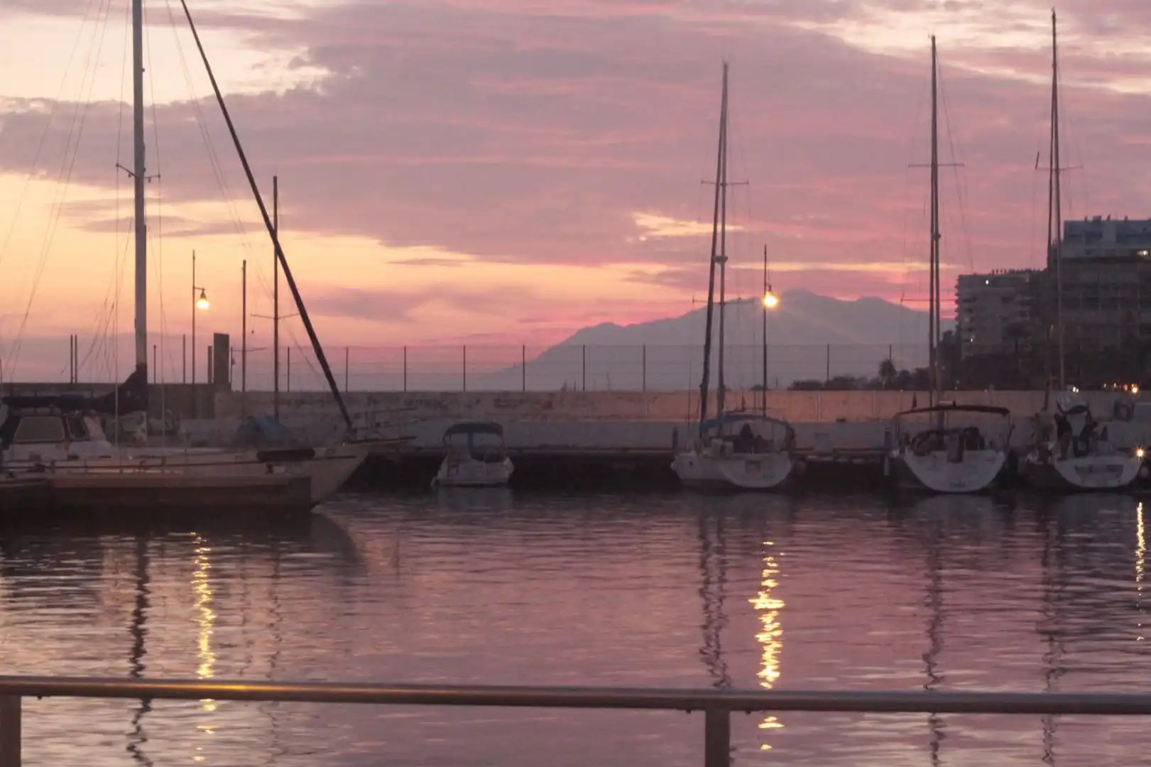 Flat for rent in Marbella  with Air Conditioner, Heating and Terrace