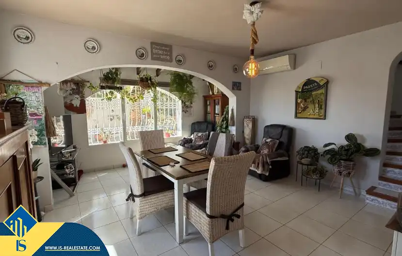 Villa con piscina in vendita a Cometa, imagen 6