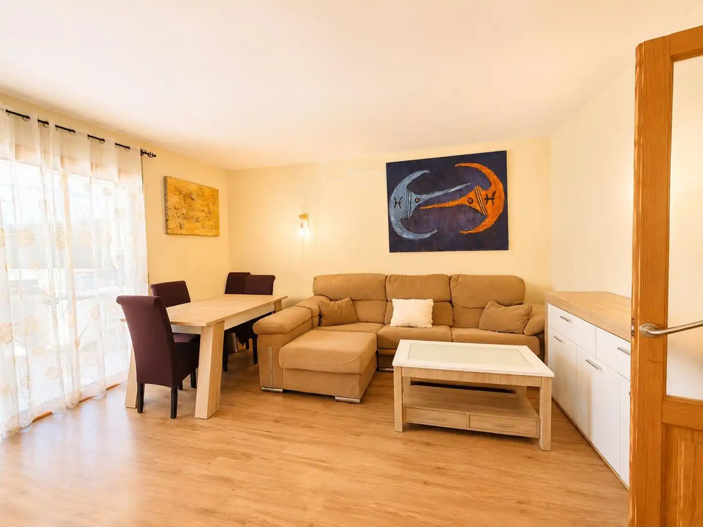 Sala d'estar de Casa adosada en venda en Sencelles amb Aire condicionat, Jardí privat i Terrassa