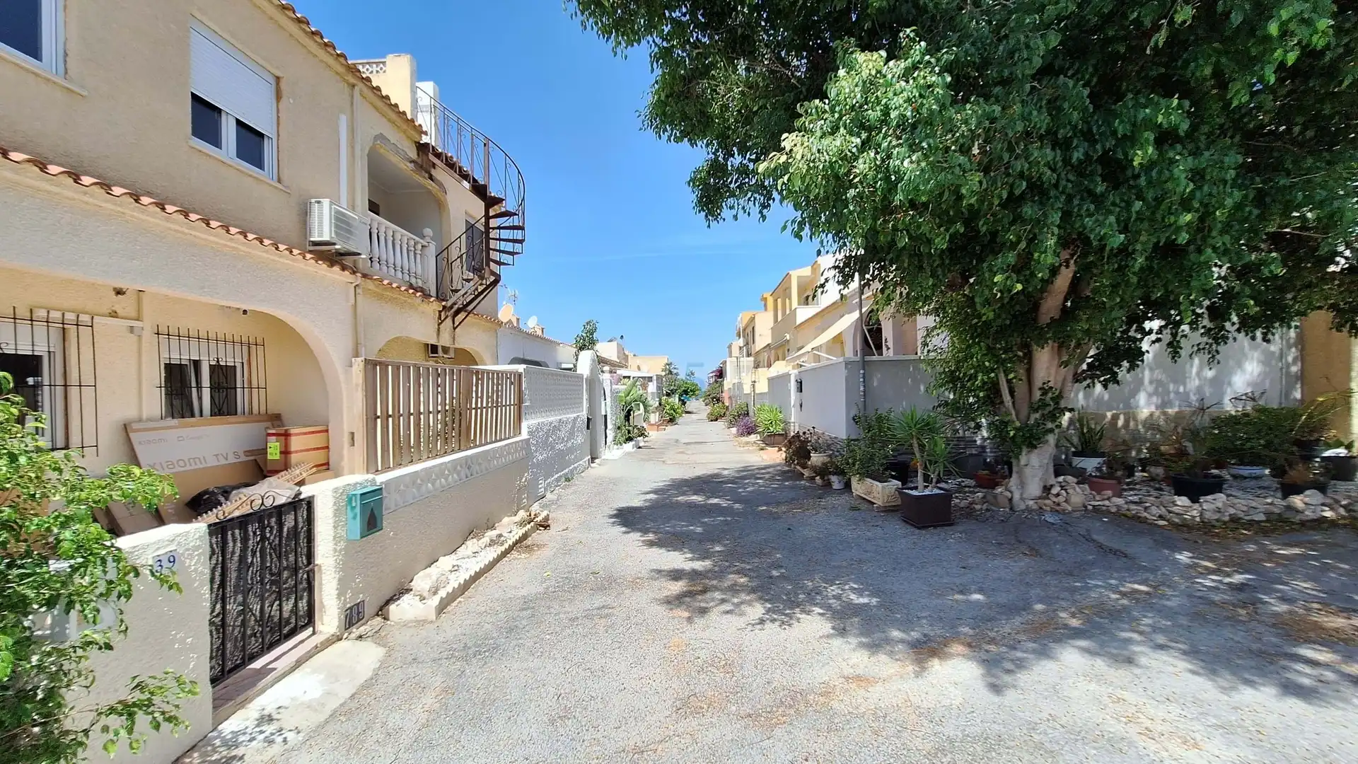 Vista exterior de Casa o chalet en venta en San Fulgencio con Terraza y Balcón