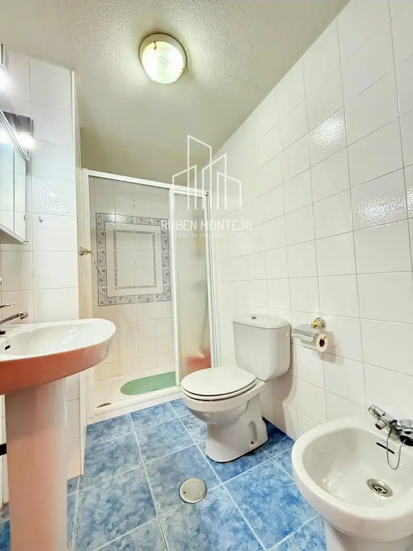 Baño de Apartamento en venta en Garrido
