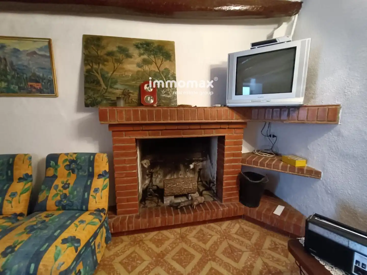 Sala d'estar de Casa o xalet en venda en Torrelles de Foix amb Jardí privat i Terrassa