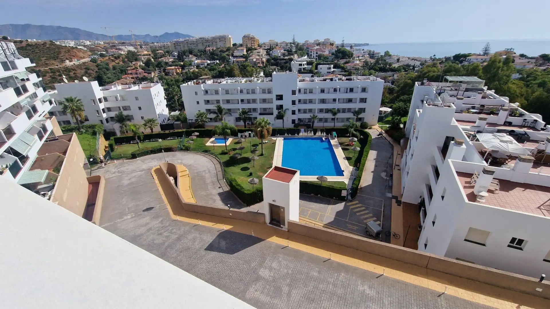 Piso con piscina en venta en Calle Calle Geranios 35, imagen 50