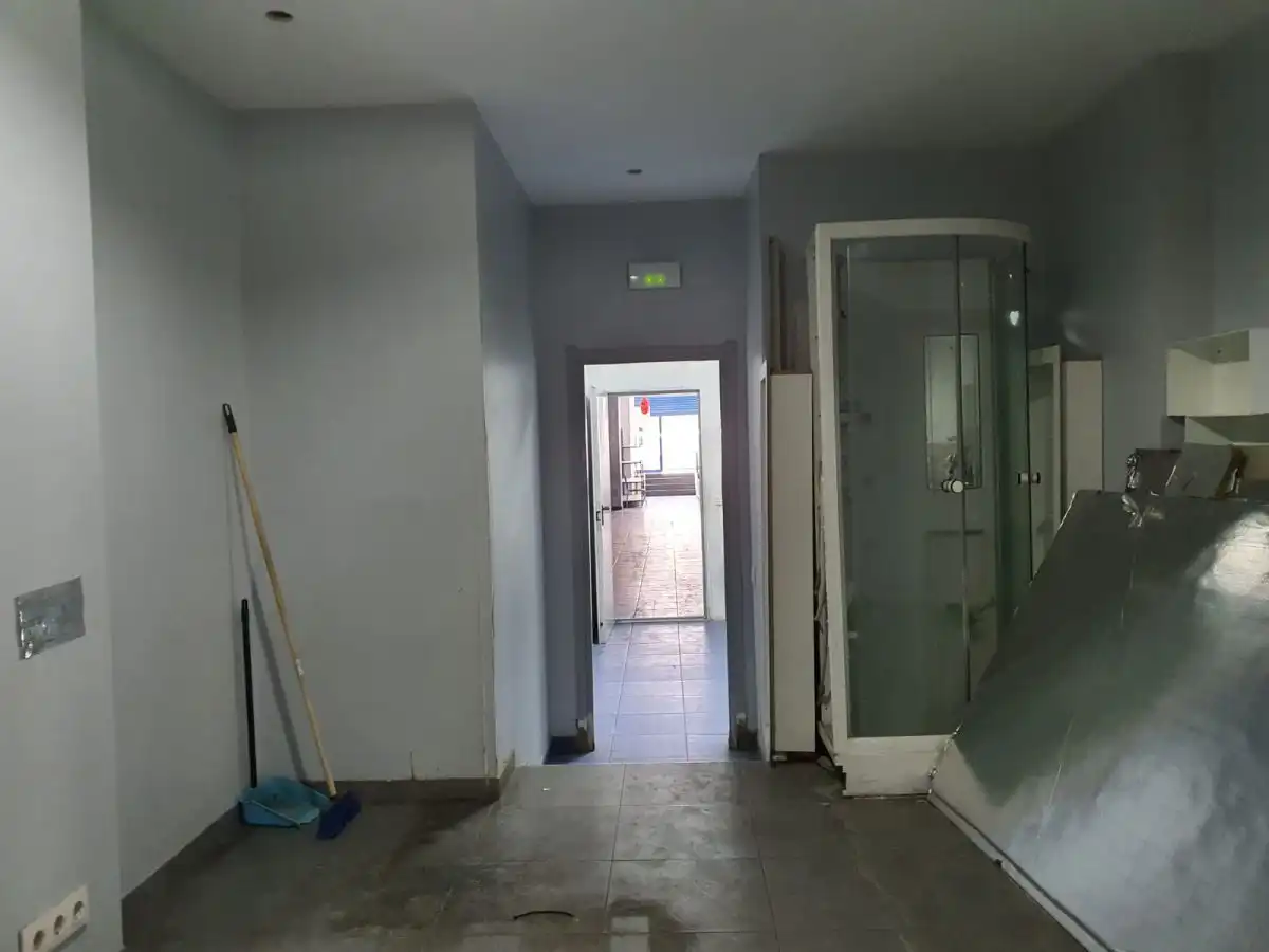 Local comercial de lloguer a Joan Prim 77, imagen 6