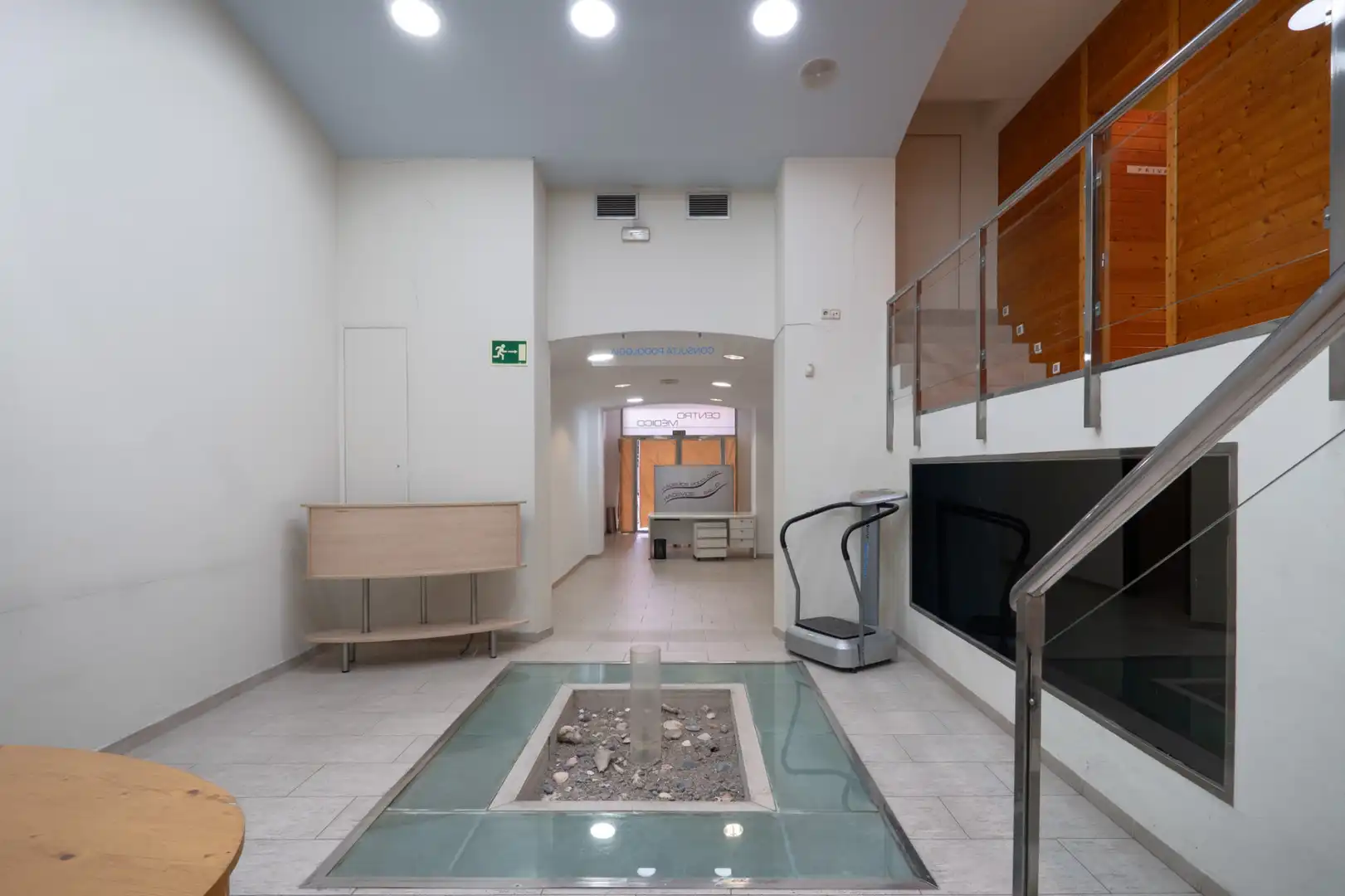 Local comercial de lloguer a Calle de María de Molina