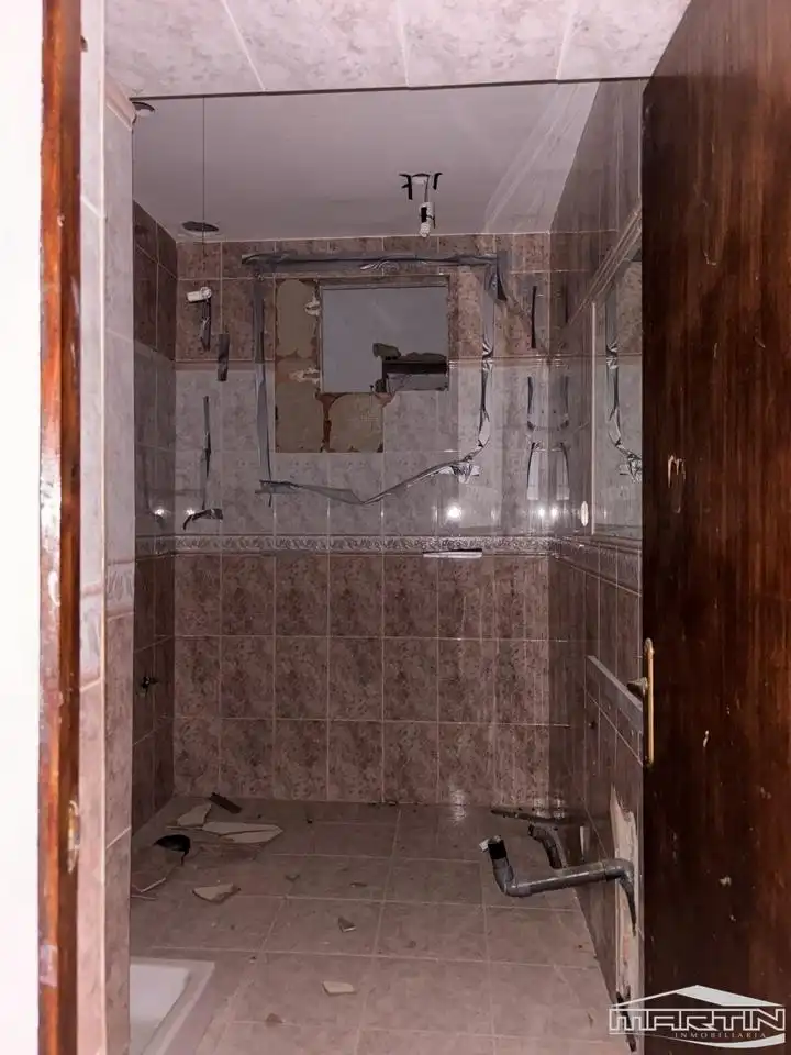 Bany de Casa o xalet en venda en Aguilar de la Frontera amb Terrassa i Traster