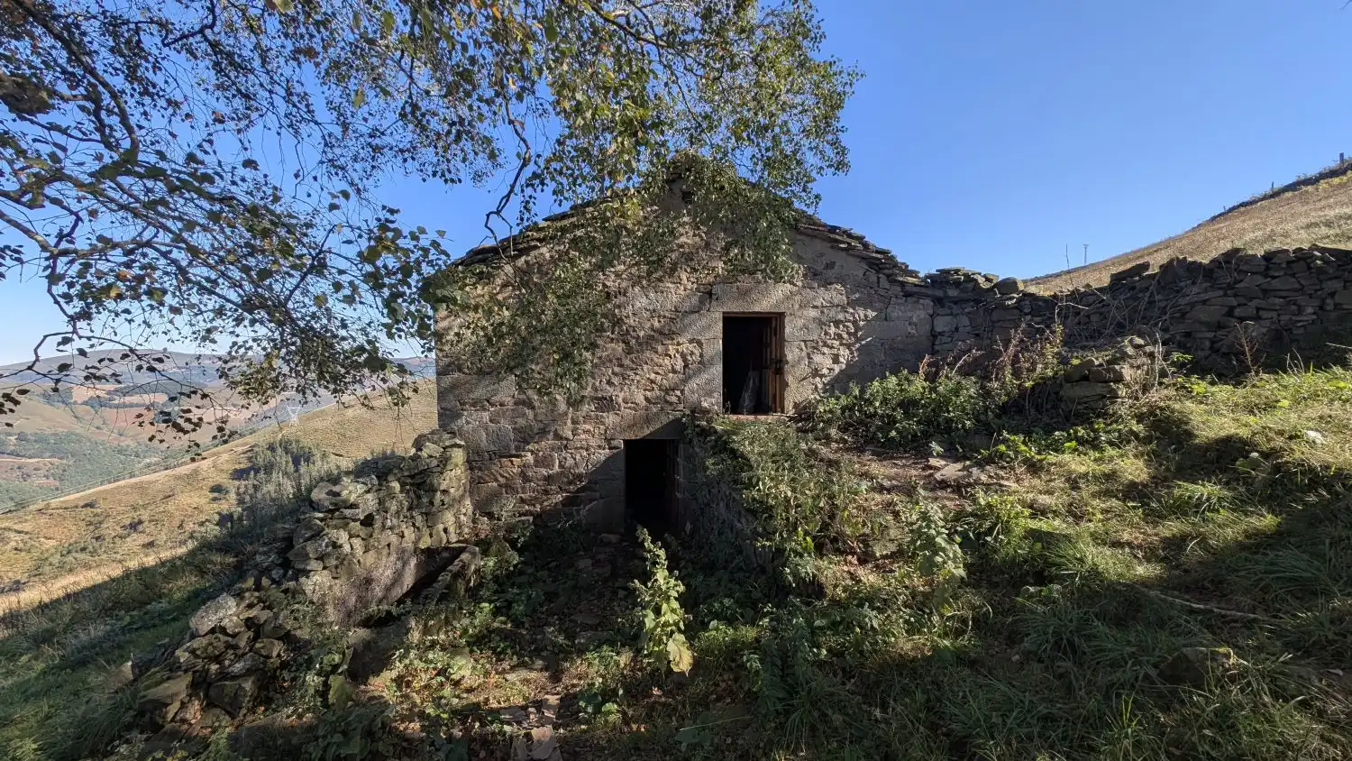 Landhaus zum Verkauf in VEGALOSVAOS 2127, imagen 5
