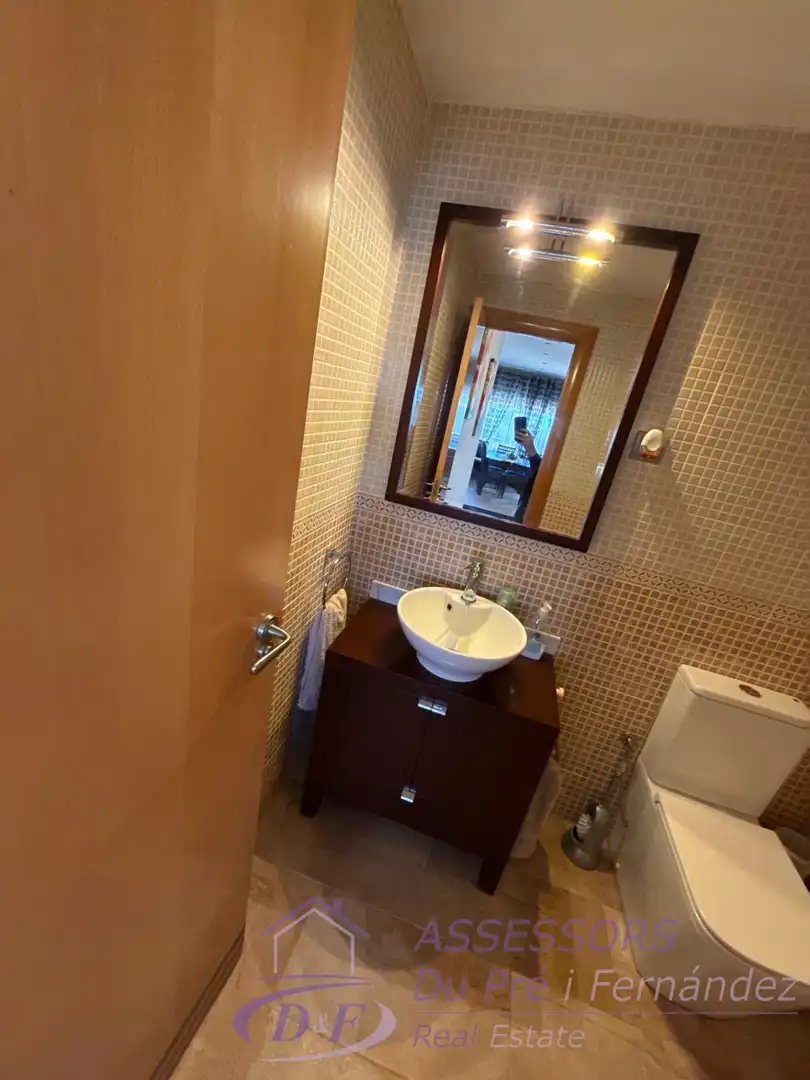Casa aparellada amb terrassa en venda a Sant Cebrià de Vallalta, imagen 30