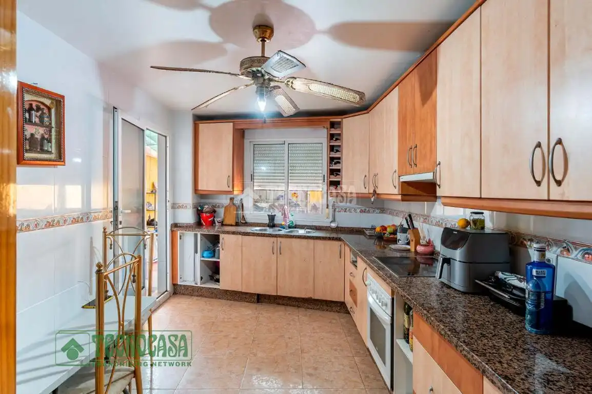 Cocina de Piso en venta en El Ejido con Aire acondicionado y Amueblado