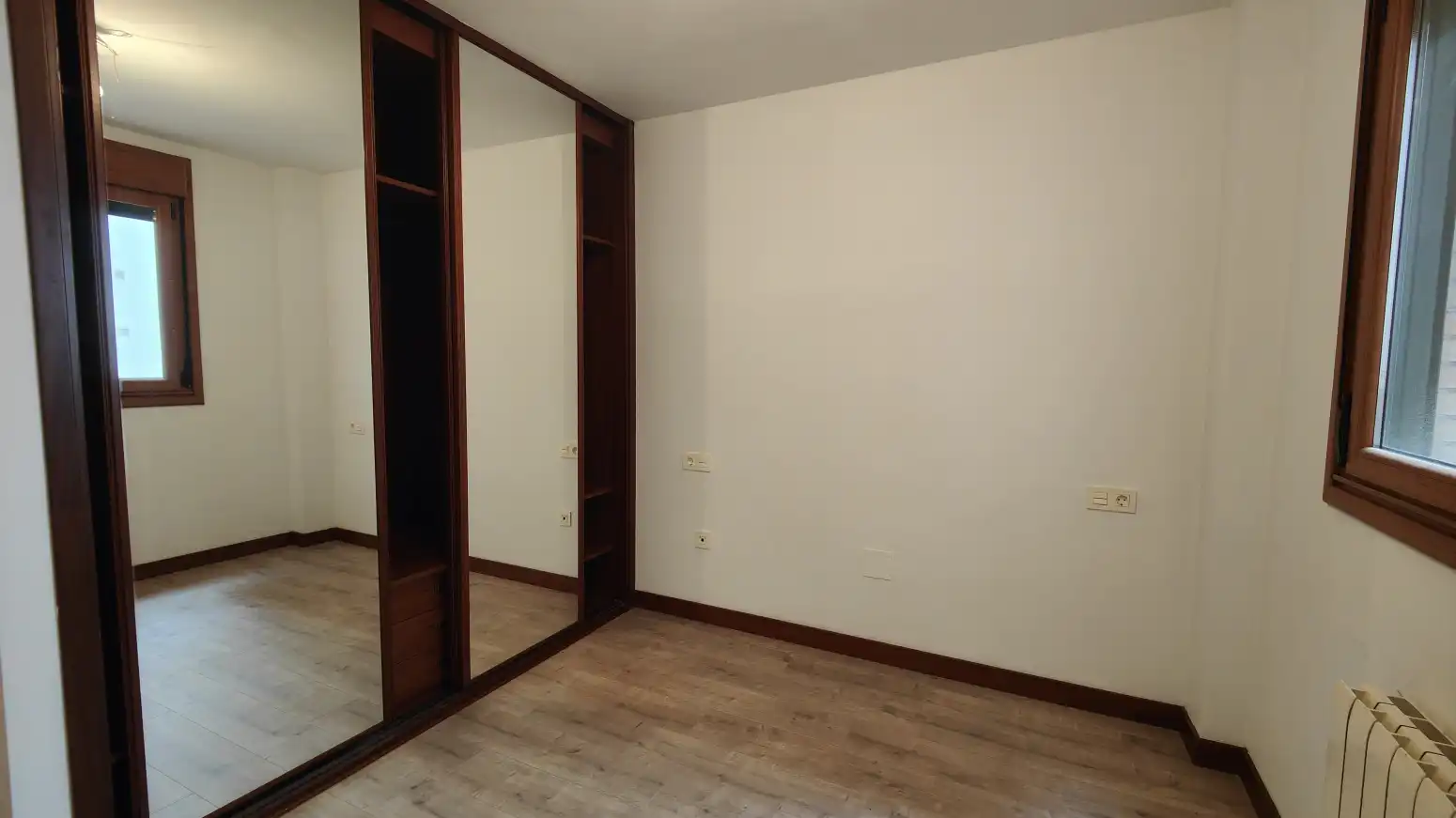 Schlafzimmer von Wohnung zum Verkauf in Gijón  mit Heizung, Terrasse und Abstellraum