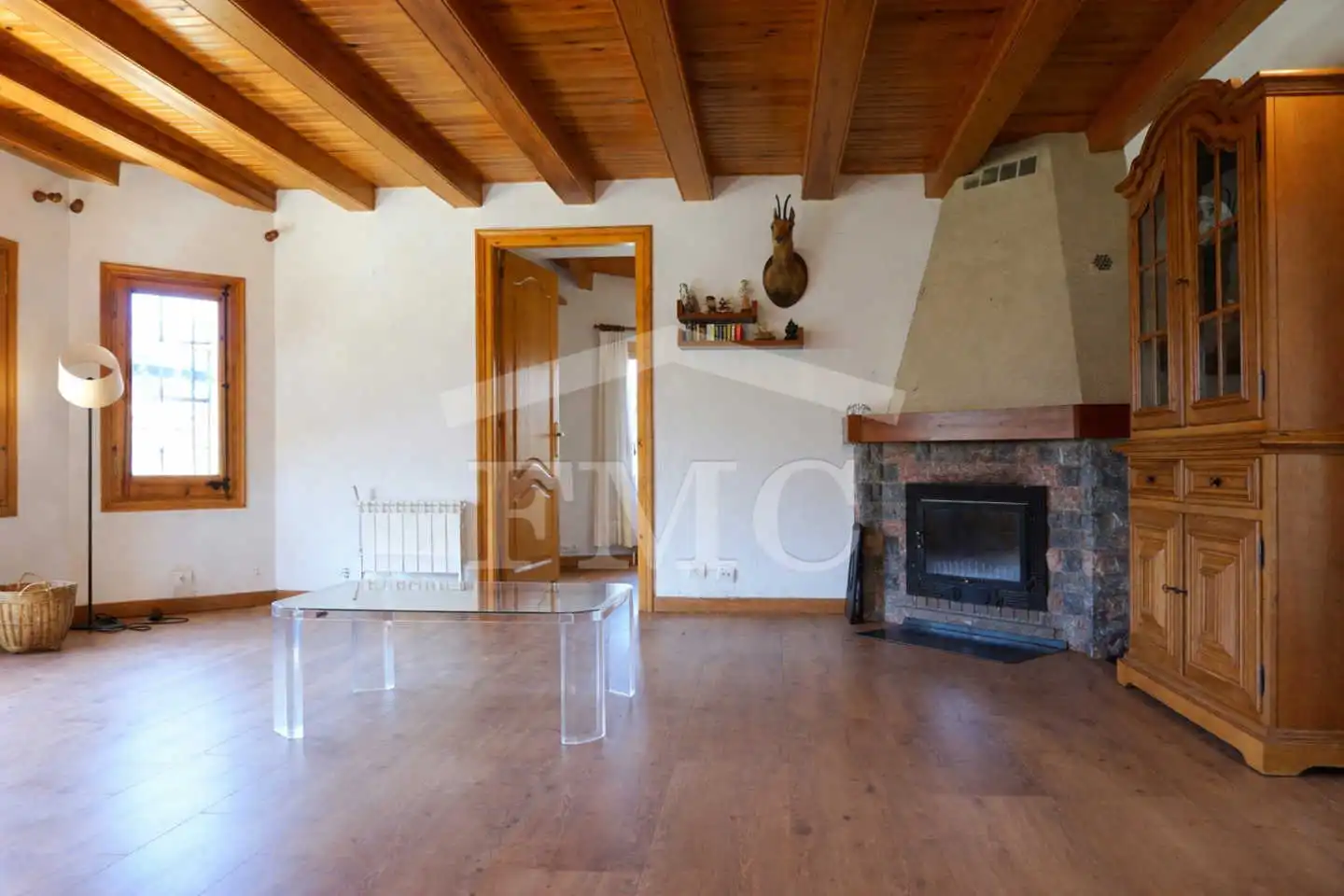 Sala d'estar de Casa o xalet en venda en Llívia amb Calefacció, Jardí privat i Parquet