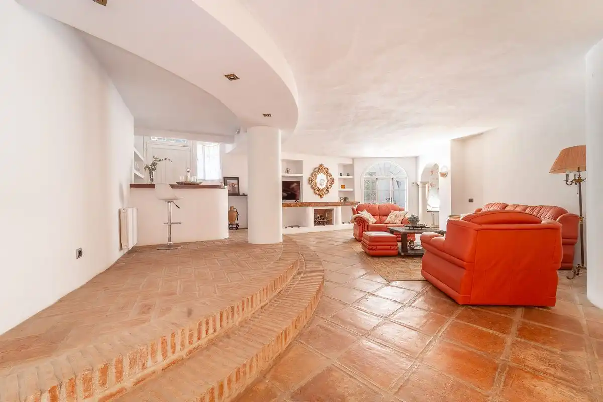 Wohnung mit Terrasse zum Verkauf in Puerto de Cabopino, imagen 3