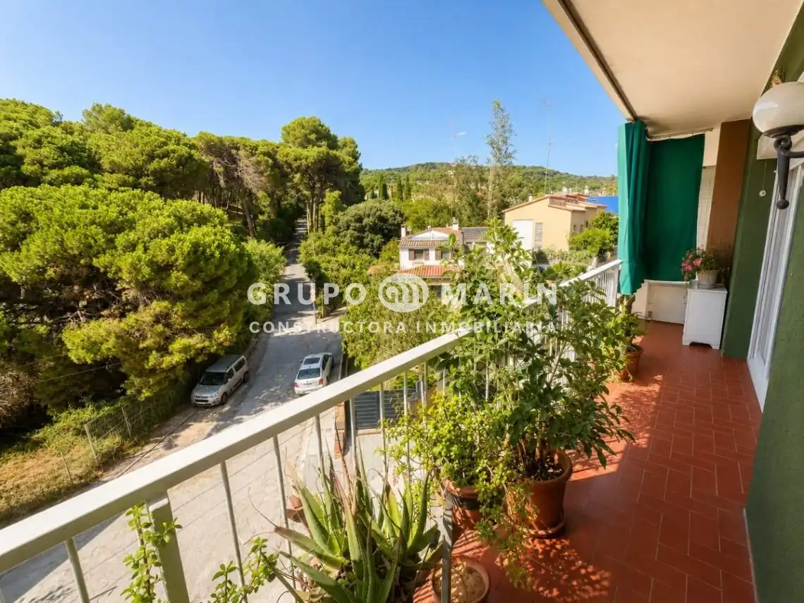 Exterior view of Flat for rent in Sant Andreu de Llavaneres  with Heating, Terrace and Furnished