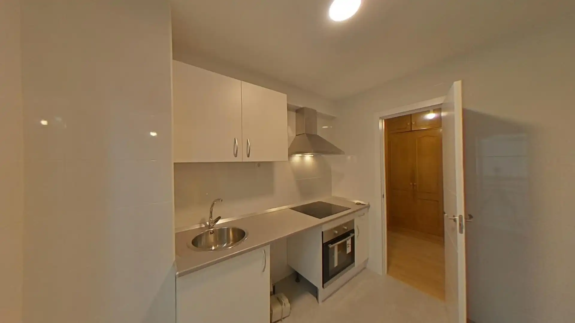 Cuina de Pis en venda en Móstoles amb Calefacció, Terrassa i Forn