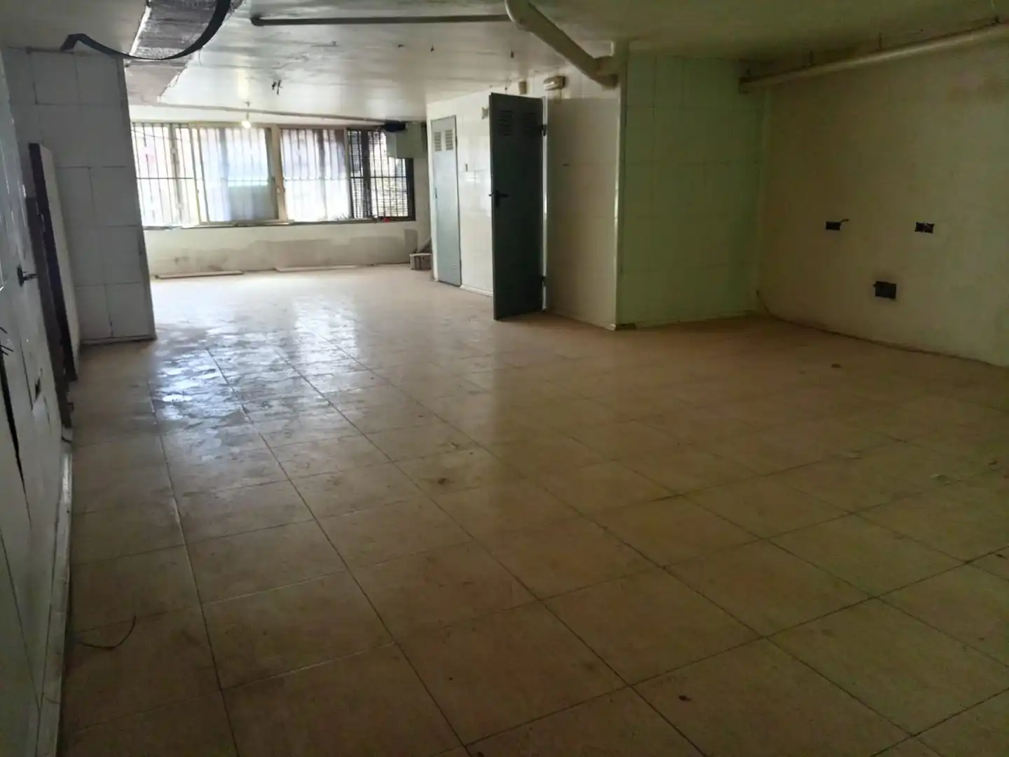 Local comercial en venda a Sur
