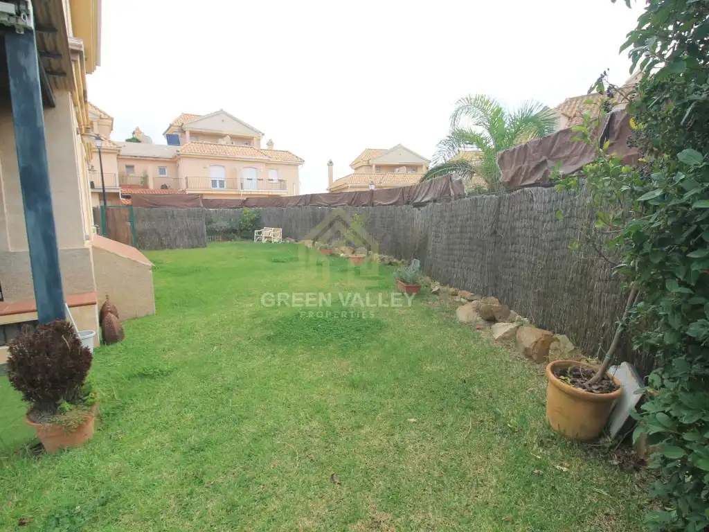Casa aparellada en venda a Avenida de la Hacienda, imagen 16