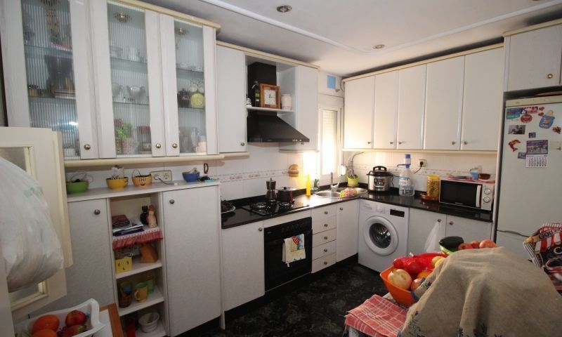 Cuina de Apartament en venda en Cieza amb Aire condicionat, Traster i Moblat