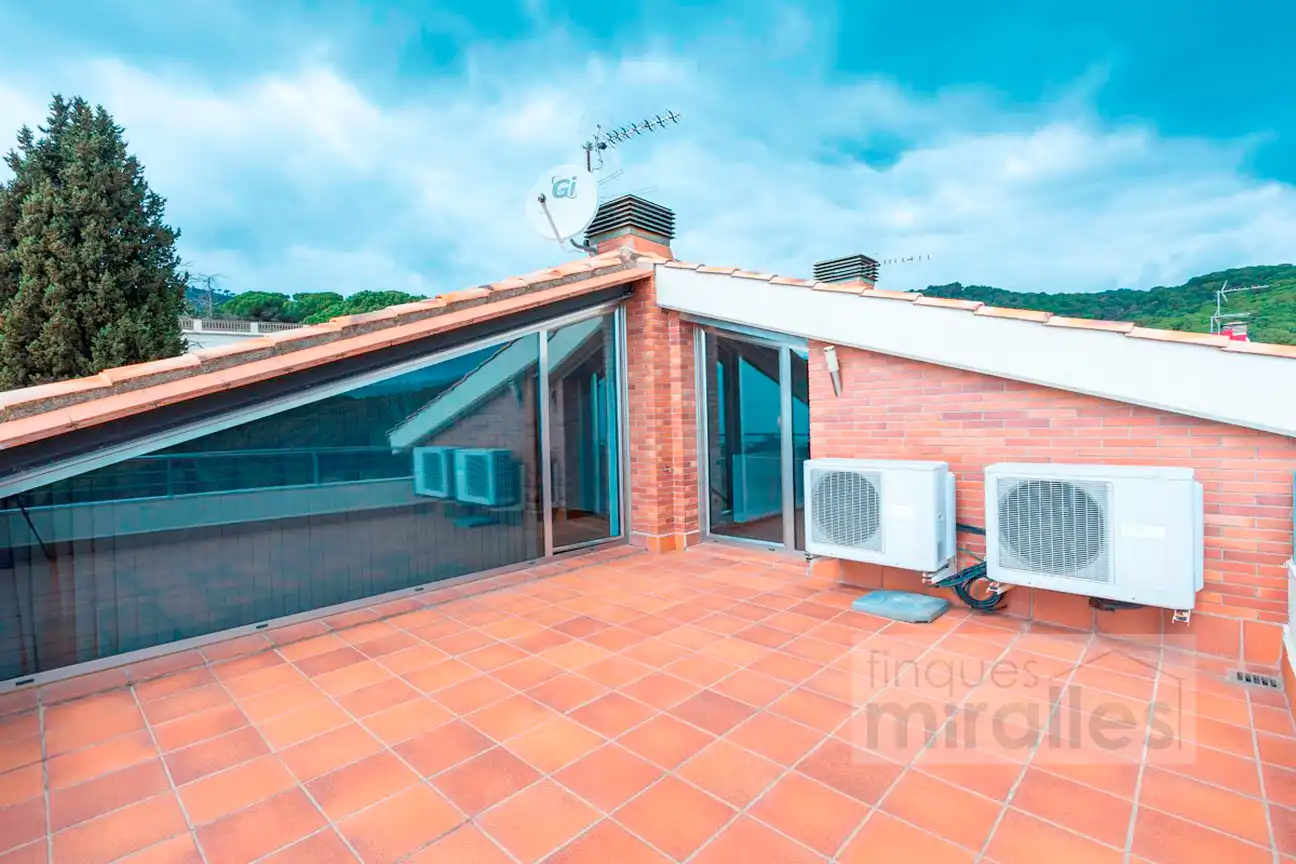 Terrassa de Casa adosada en venda en Vilassar de Dalt amb Aire condicionat, Calefacció i Jardí privat