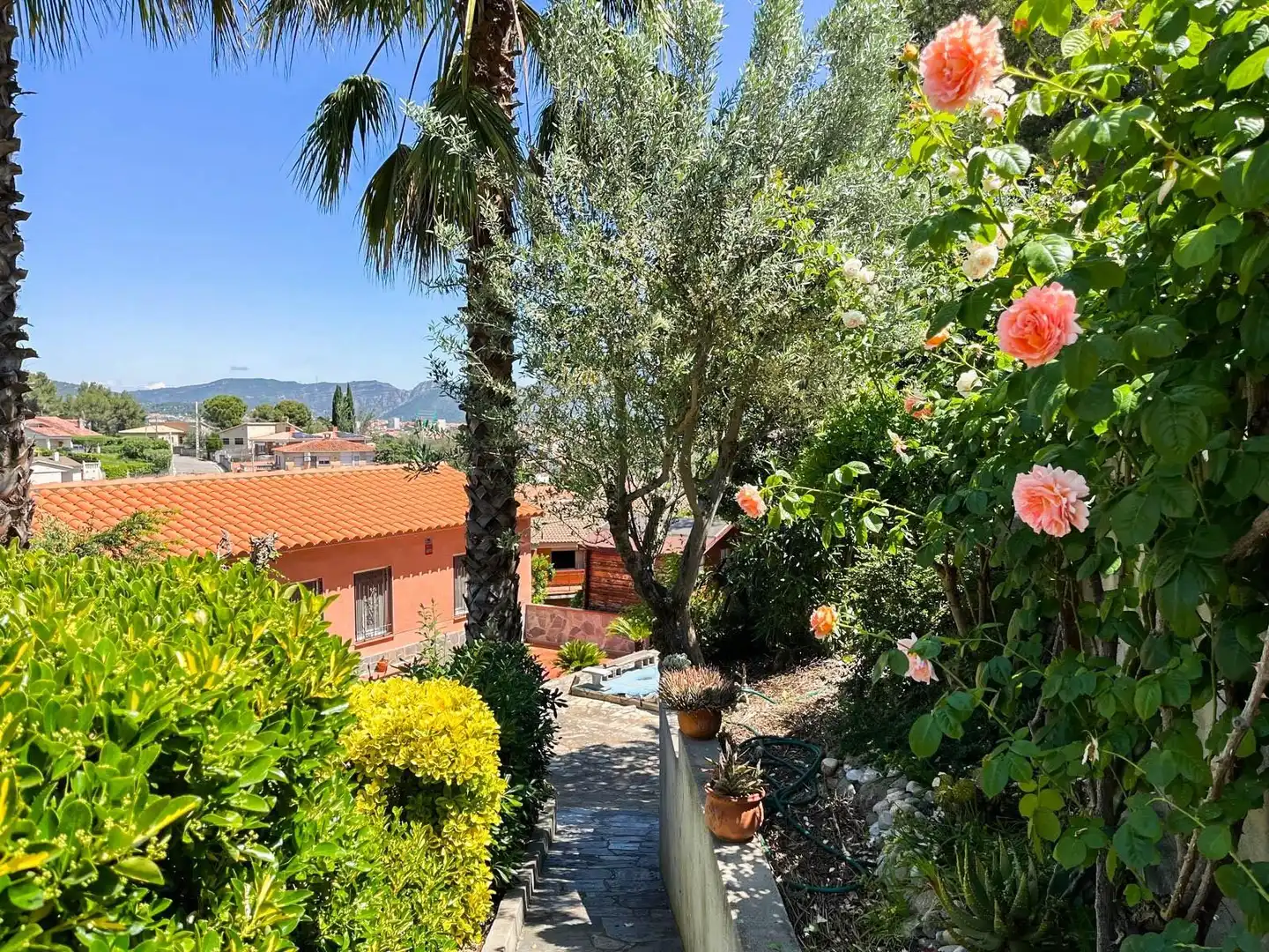 Jardí de Casa o xalet en venda en Esparreguera amb Calefacció, Jardí privat i Terrassa