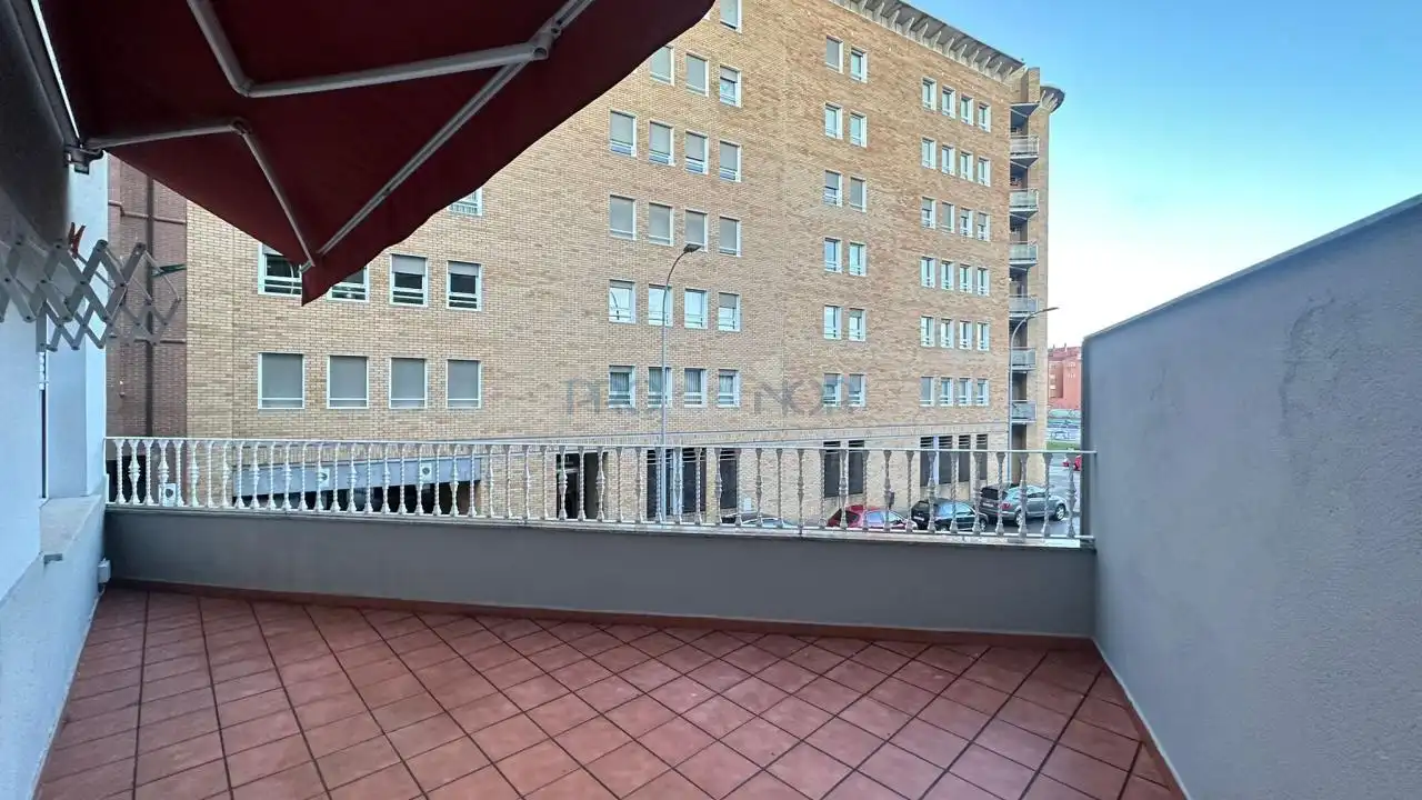 Terraza de Piso en venta en León Capital  con Calefacción, Terraza y Amueblado