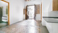 Exterior view of Flat for sale in  Barcelona Capital  with Heating and Terrace