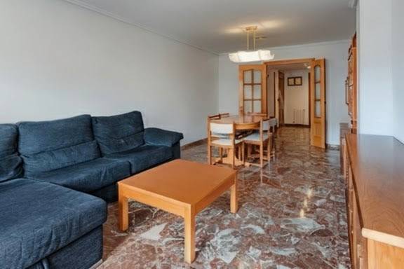 Apartamento en Alquiler en Carrer d'Almàssera en L'Hort de Senabre