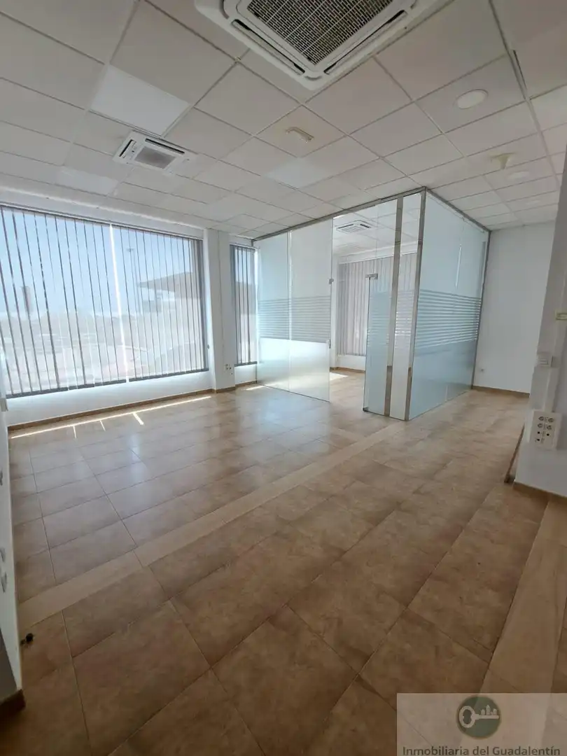 Local comercial en venda a Lorca Ciudad, imagen 2