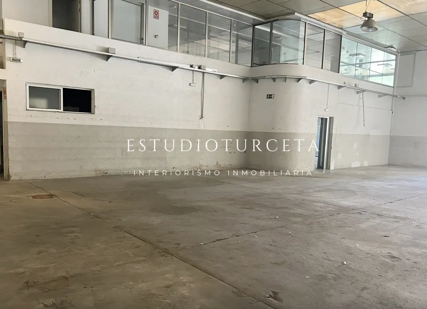 Nau industrial en venda a Carrer de Francesc Vila, 10, Roquetes - Can Magí