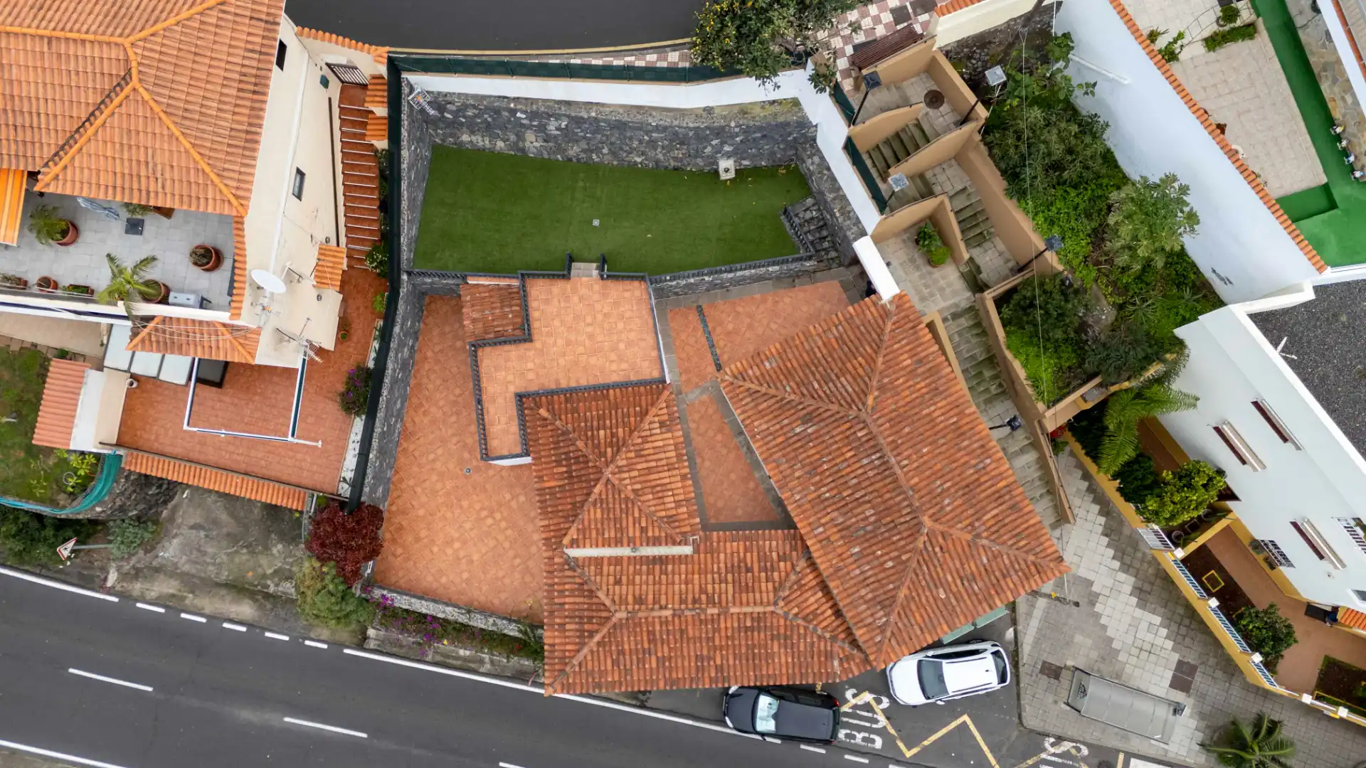Vista exterior de Finca rústica en venda en Los Realejos amb Parquet, Terrassa i Balcó