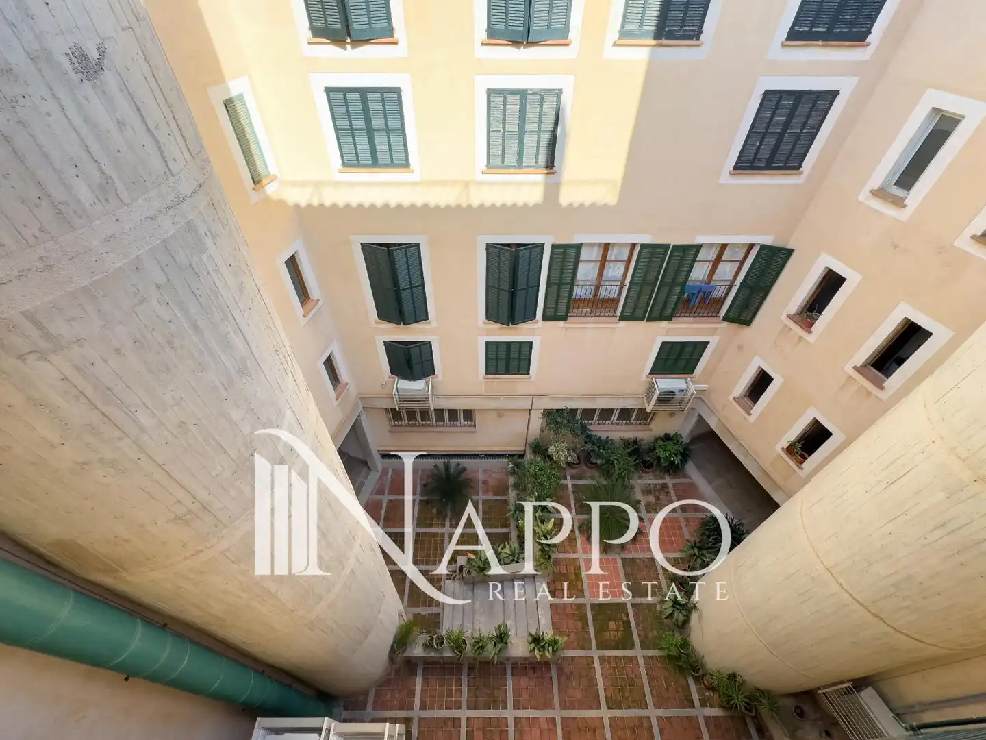 Vista exterior de Àtic en venda en  Palma de Mallorca amb Aire condicionat, Calefacció i Traster