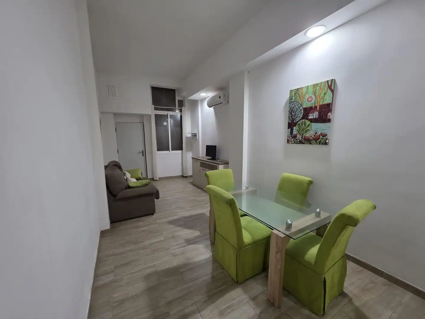 Living room of Apartments for sale in Sevilla  with Air Conditioner