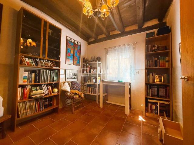 Casa-chalet en Venta en Añe