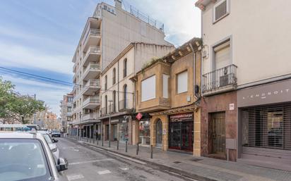 Vista exterior de Pis en venda en Mollet del Vallès amb Parquet i Balcó