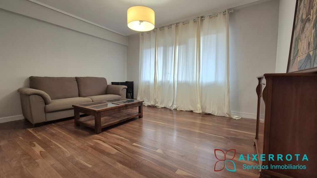 Pis de lloguer a Alango