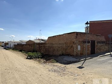 Residential land for sale in Bollullos Par del Condado
