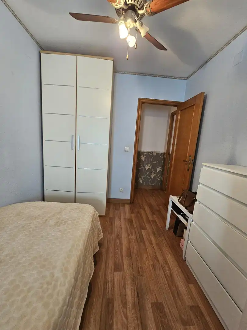 Habitación de Piso en venta en Valencia con Aire acondicionado, Terraza y Amueblado