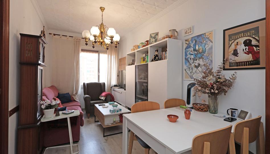 Foto 1 de Pis en venda a Carrer de Castelao, Santa Eulàlia, Barcelona