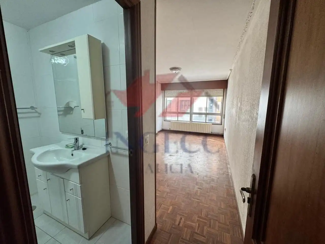 Habitación de Piso en venta en A Coruña Capital  con Calefacción, Parquet y Trastero