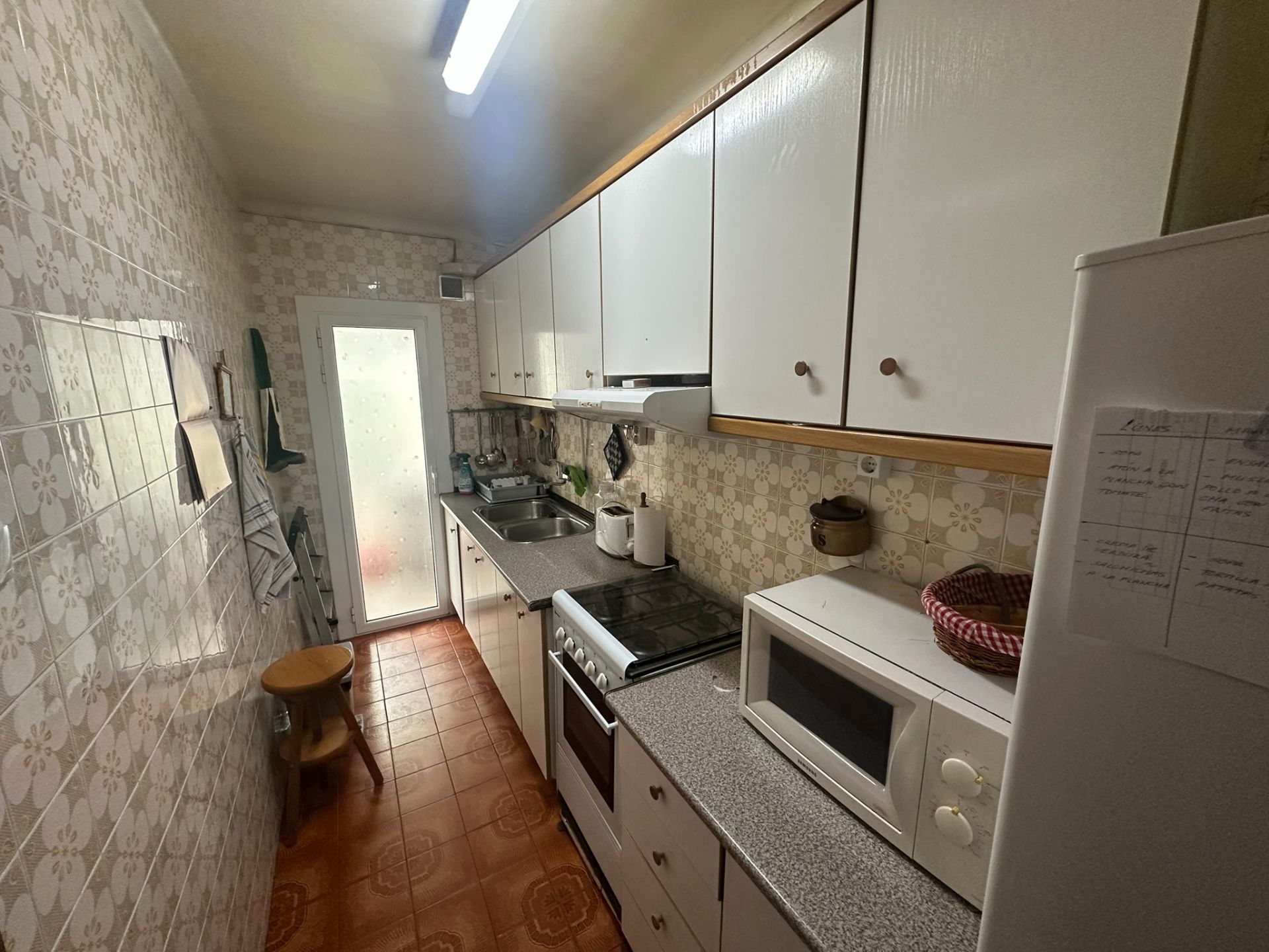 Kitchen of Flat for sale in Santa Coloma de Gramenet  with Heating, Storage room and Balcony