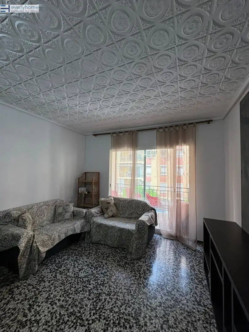 Living room of Flat for rent in Valencia  with Furnished and Balcony