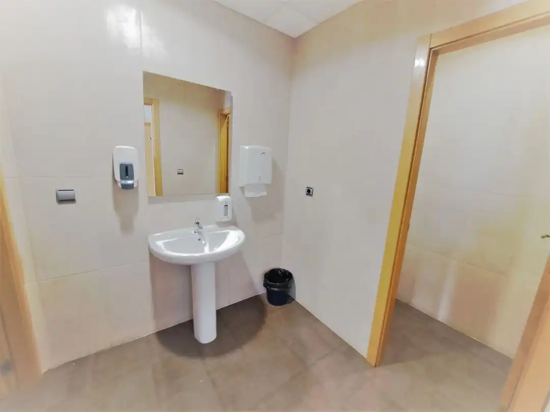 Bany de Oficina de lloguer en Alicante / Alacant