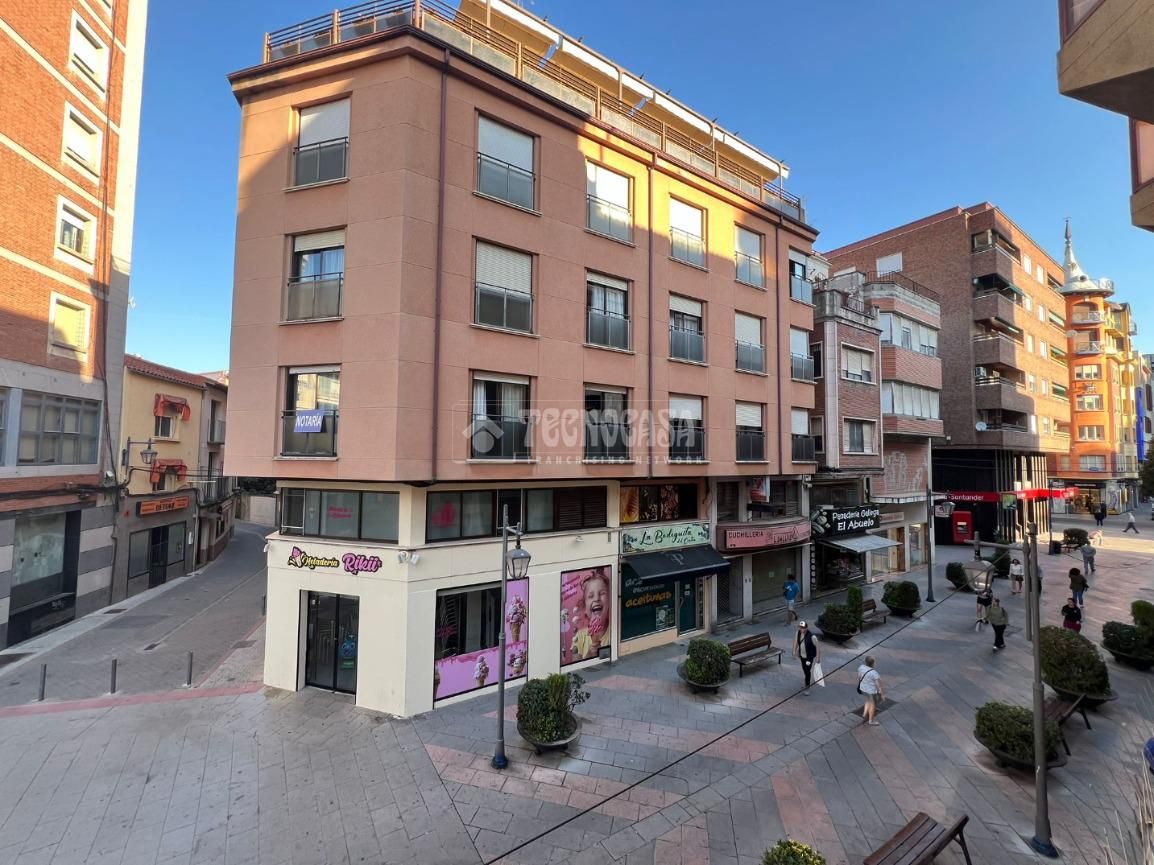 Vista exterior de Pis de lloguer en Talavera de la Reina amb Calefacció