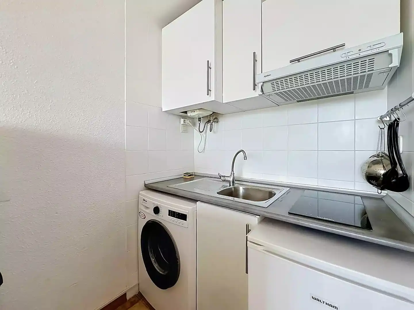 Kitchen of Flat for sale in Roses  with Furnished