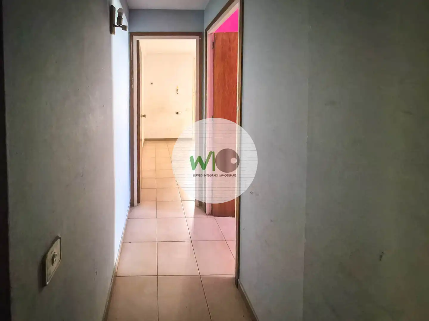 Piso en venta en Girona con Terraza y Balcón