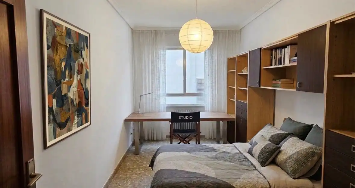 Schlafzimmer von Wohnung zur Miete in Salamanca mit Heizung, Terrasse und Möbliert