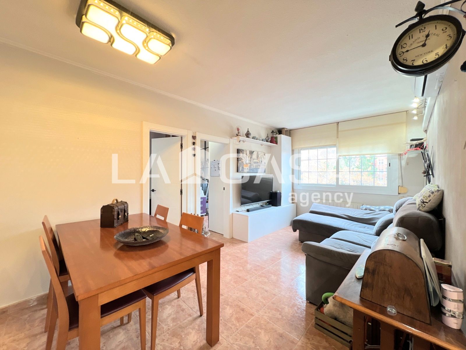 Flat for sale in Badalona  with Heating